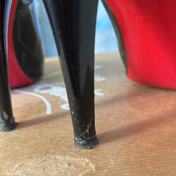 Black Christian loubtouin heels - Picture 6 of 11